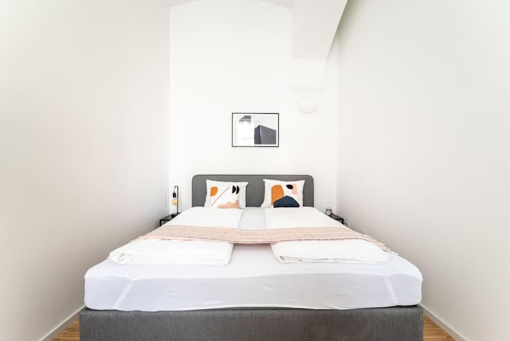 Spacious 2Br Near Attractions By Hm Vienna Exterior photo